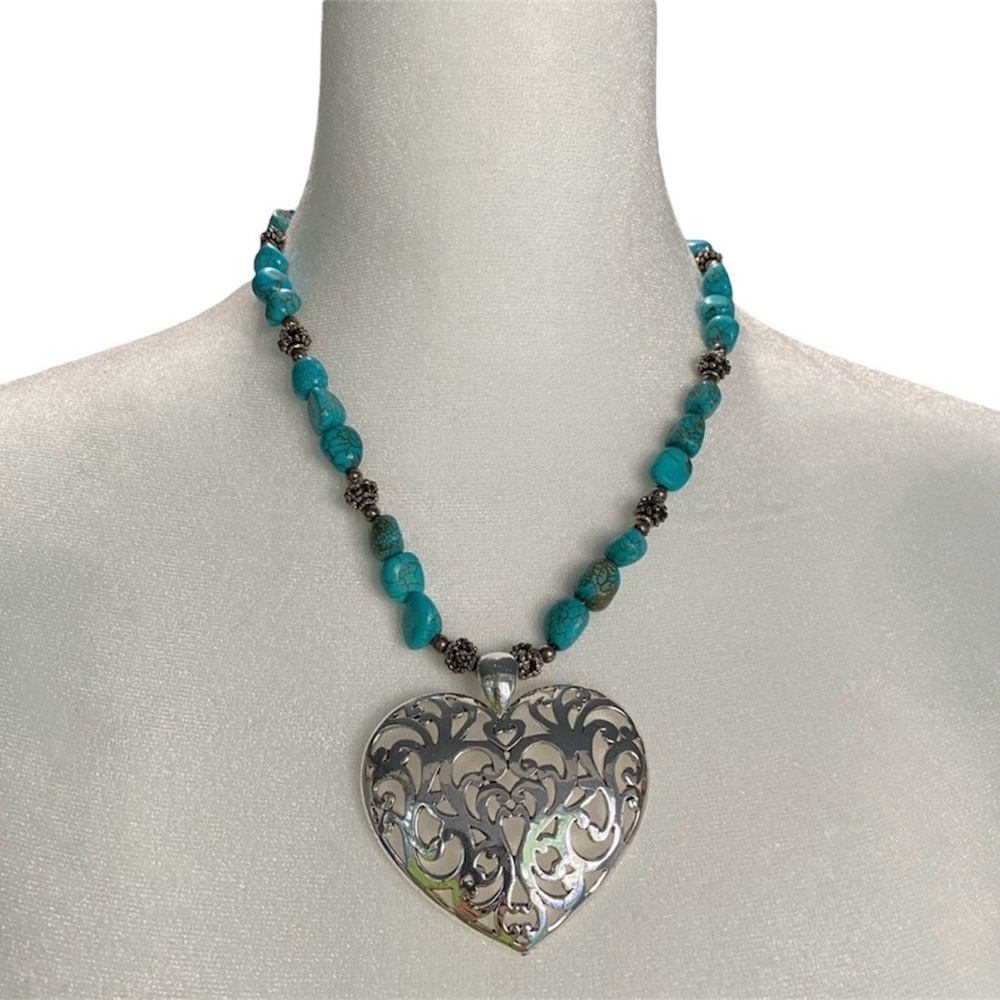 Large Heart Turquoise Stones Necklace